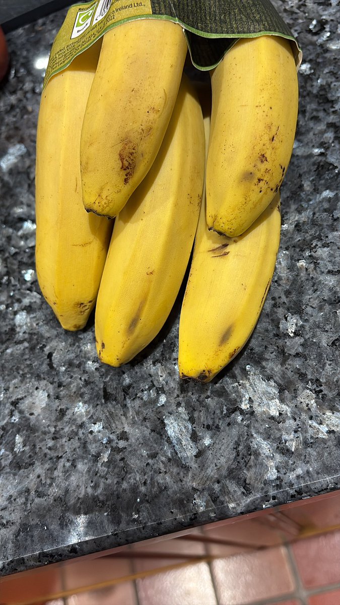 br4bbs's tweet photo. @Tesco just ordered bananas on woosh….seriously?? https://t.co/22UNwlvzxj