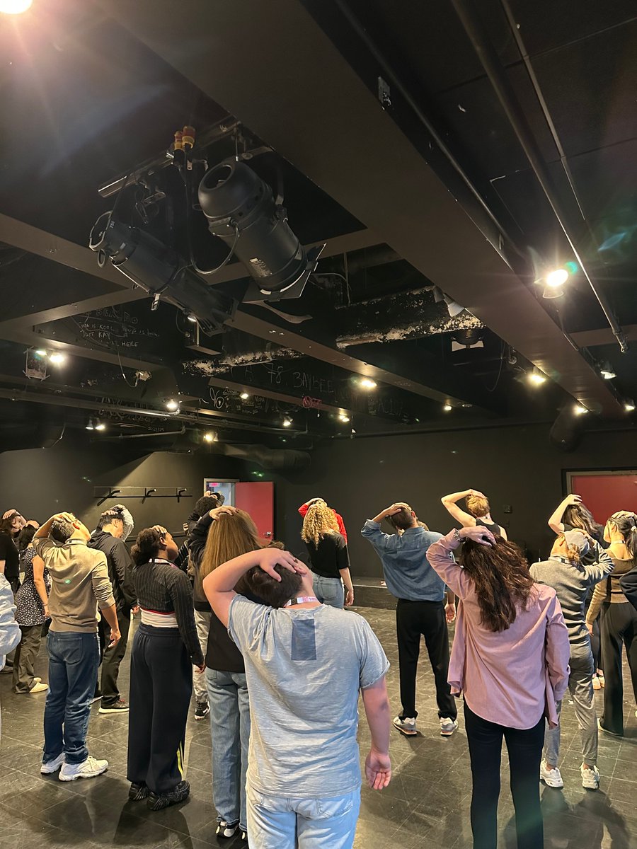 Vancouver Film School tweet media