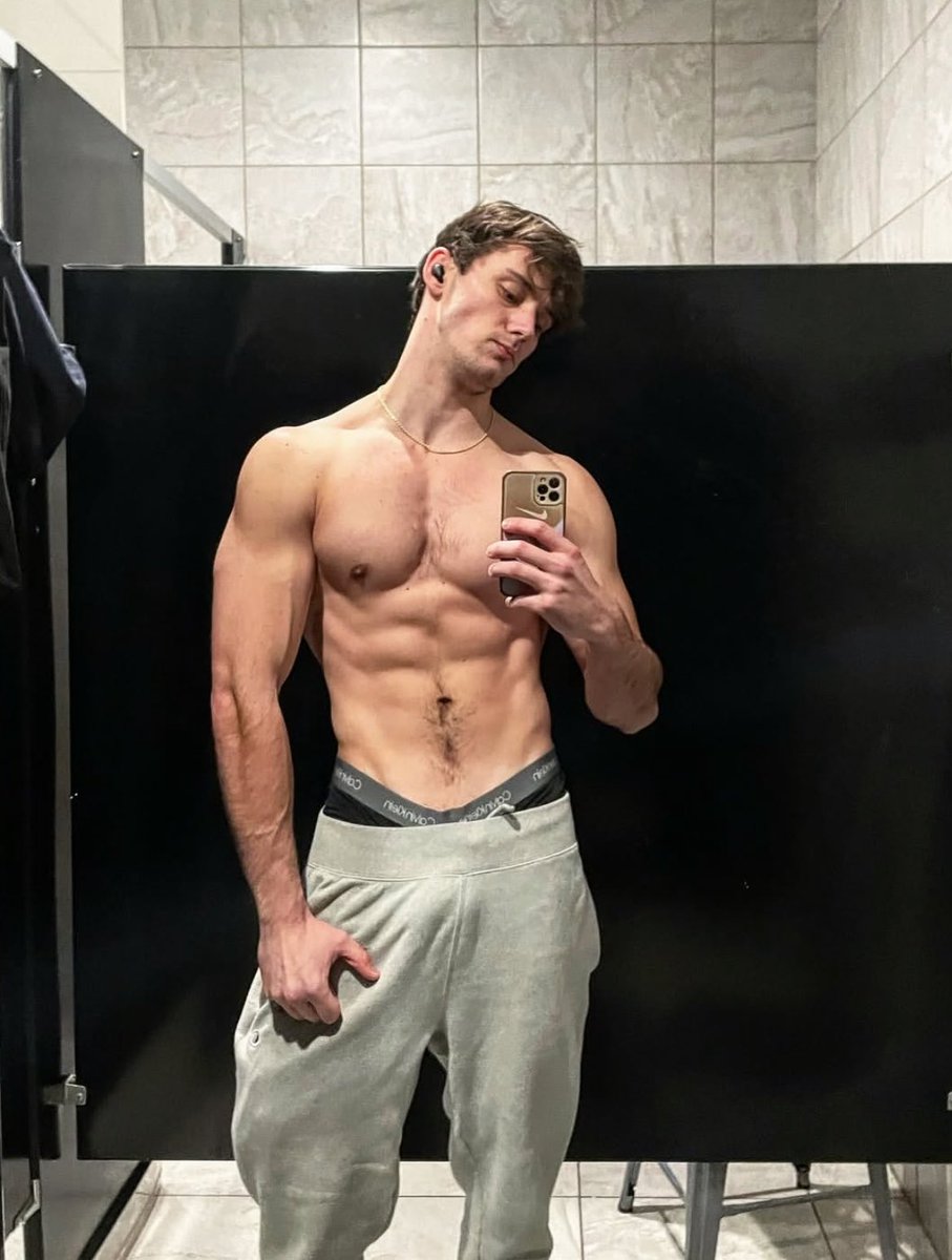 Alpha Jay tweet media