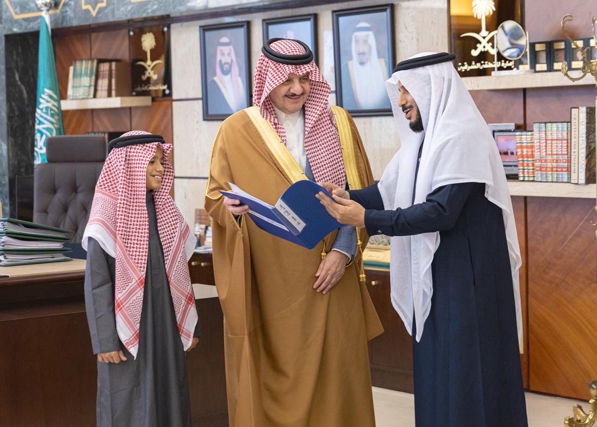 "وأما بنعمة ربك فحدث"
 قد لا تصدق ...!
 أرسلت برقية لصاحب السمو الملكي الأمير محمد بن سلمان ووصلني الرد والتنسيق خلال أيام، بتحديد موعود في الديوان الملكي. 
وكذلك قدمت خطاب إلى صاحب السمو الملكي الأمير سعود بن نايف وخلال أيام تم التنسيق وتحديد موعد وتم اللقاء. 
رغم مشاغلهم