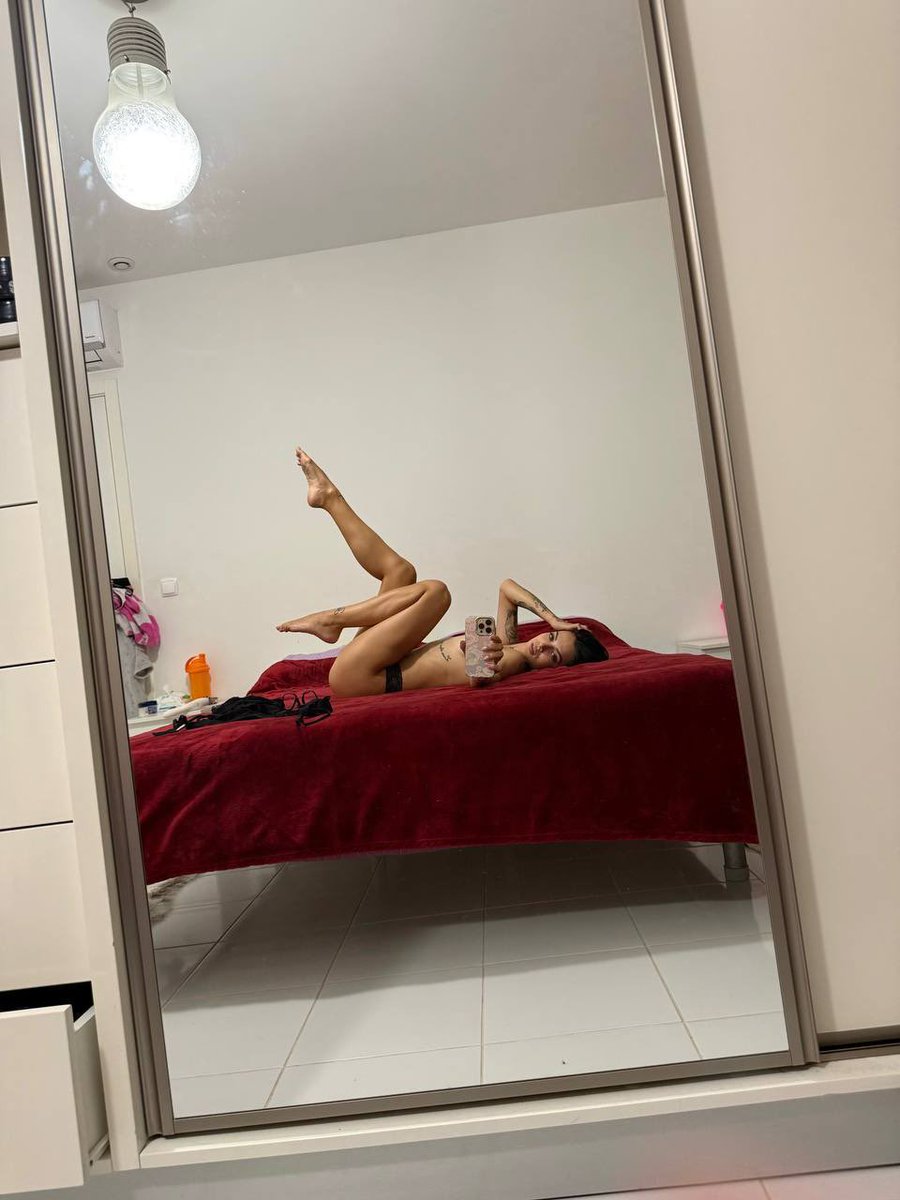 StaisyyFox tweet media