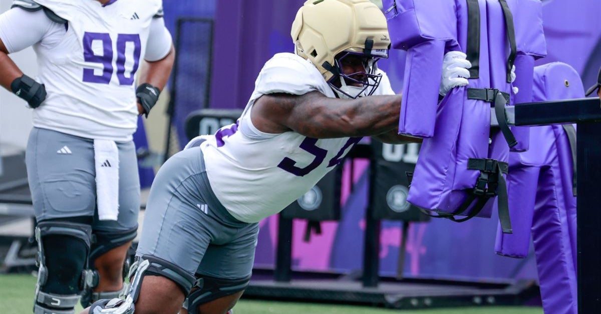 Washington DT Anterio Thompson met with 11 teams at <a href="/TheAmericanBowl/">The American Bowl</a> , including the #Packers.