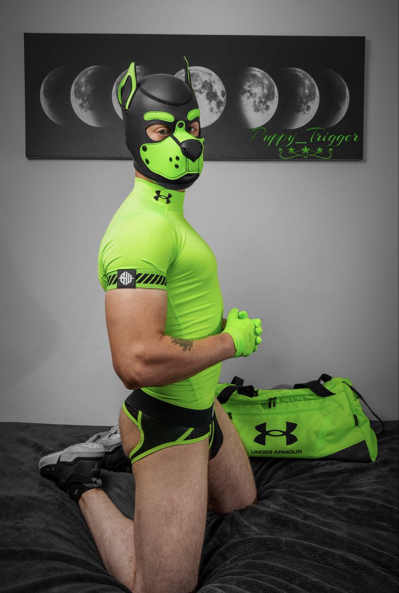 Puppy_Trigger's tweet photo. 𝙎𝙥𝙤𝙧𝙩 𝙢𝙤𝙙𝙚 𝙖𝙘𝙩𝙞𝙫𝙖𝙩𝙚𝙙: 𝘵𝘩𝘦 𝘴𝘭𝘦𝘦𝘬 𝘜𝘯𝘥𝘦𝘳 𝘈𝘳𝘮𝘰𝘶𝘳 𝘧𝘢𝘣𝘳𝘪𝘤 𝘵𝘳���𝘤𝘪𝘯𝘨 𝘵𝘩𝘦 𝘩𝘢𝘳𝘥 𝘭𝘪𝘯𝘦𝘴 𝘰𝘧 𝘩𝘪𝘴 𝘣𝘰𝘥𝘺 𝘶𝘯𝘵𝘪𝘭 𝘩𝘦 𝘭𝘰𝘰𝘬𝘦𝘥 𝘭𝘪𝘬𝘦 𝘢 𝘩𝘦𝘳𝘰 𝘧𝘰𝘳𝘨𝘦𝘥 𝘧𝘳𝘰𝘮 𝘩𝘦𝘢𝘵 𝘢𝘯𝘥 𝘮𝘰𝘵𝘪𝘰𝘯 https://t.co/I4mdagvJXA