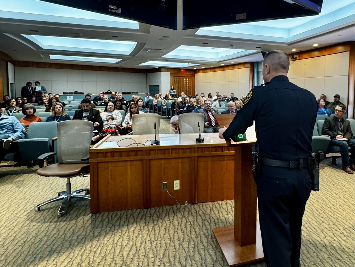 State Representative Nicole Chavez tweet media