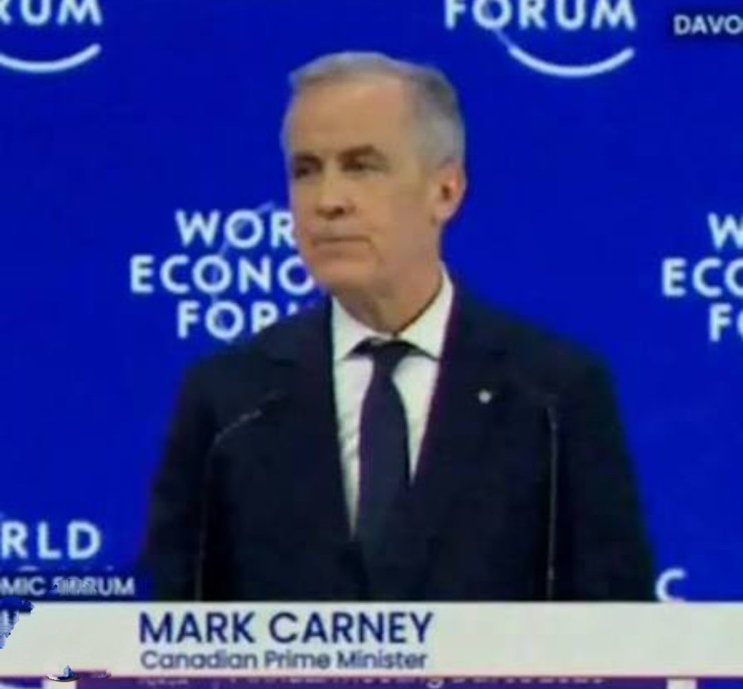 "Le potenze medie devono agire insieme, perché nel nuovo mondo chi non è al tavolo finisce nel menù"  A Davos 2026, Mark Carney fa una cosa rara: chiama la realtà col suo nome.

L’ordine internazionale “basato sulle regole” non sta attraversando una transizione: si è rotto.
Le