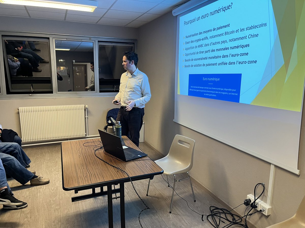 Conférence sur les évolutions de la monnaie à Bordeaux ce soir avec Énée  Bussac, référent Allemagne. #monnaienumérique #cryptomonnaies