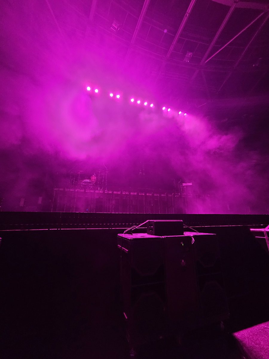strawberrypitch's tweet photo. WE R HERE!!!
LOVE U @halsey 🩷🩷🫶🐇✨️ https://t.co/6fla79lRQc