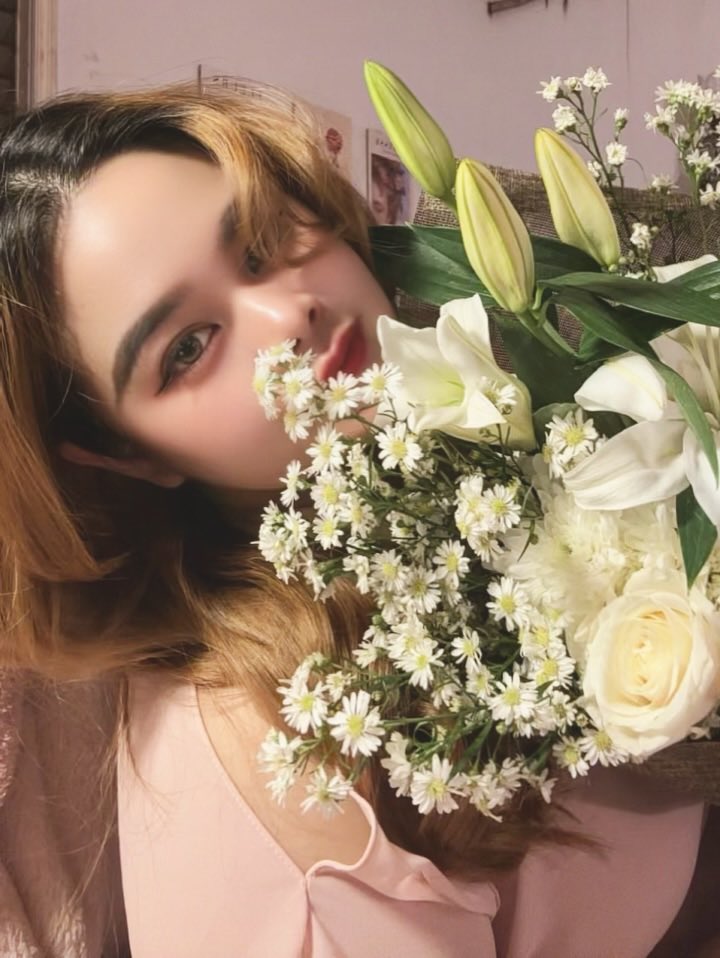 springH08's tweet photo. Happy late birthday to me I guess..
Ah ya btw he already wished me at my real birthday date… 🤭🤭🤭🤭 https://t.co/lXftuUwiLb