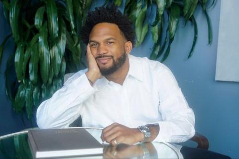 davehook007's tweet image. CEO Everette Taylor is turning Kickstarter into a full-service engine for creators. tinybfs.com/t/glIOX2