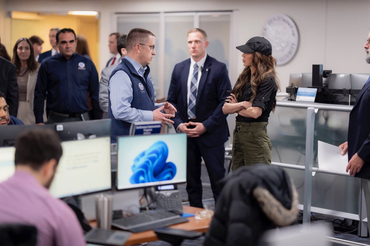 Kristi Noem tweet media