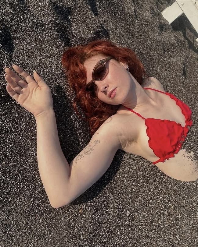 el ︎˚｡⋆🍈 on X: "gone too soon https://t.co/elFztPGL34" / X