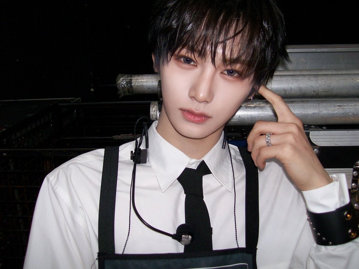 puddingcchi's tweet image. zhou anxin in his attractive young man era