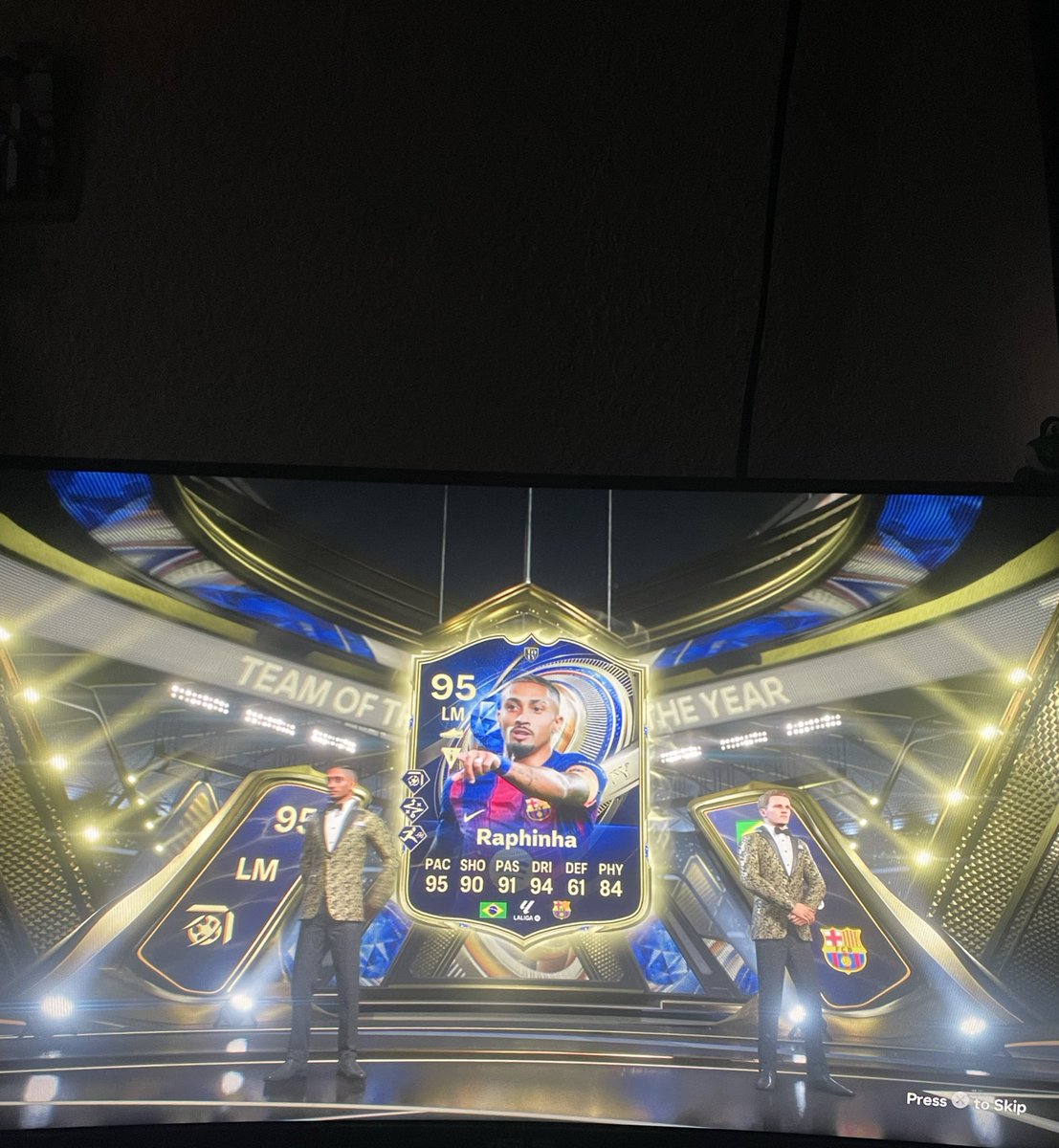 Bryan_mk4's tweet photo. I just got Raphinha 🔥🔥 https://t.co/rGPuiGBTYn