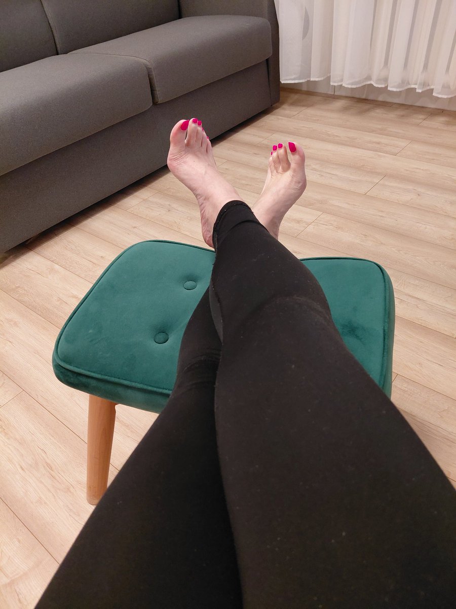 Your beloved Lady is awaiting you at Poznańska 12/20 in #Warsaw. Come to pay your tribute!