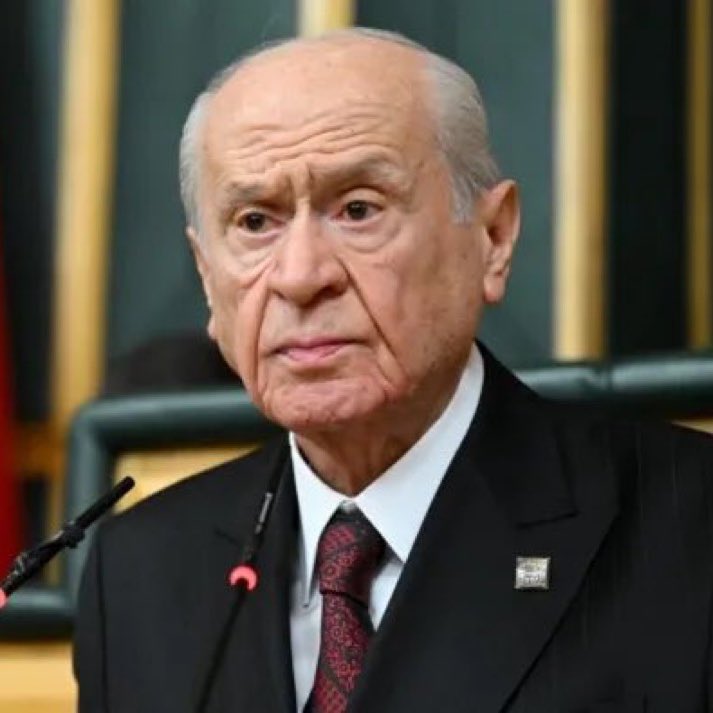 haskologlu's tweet image. 🔴#SONDAKİKA |  MHP Lideri Devlet Bahçeli, hapis cezası alan CHP Esenyurt Belediye Başkanı Ahmet Özer için:

• Esenyurt Belediye Başkanı Sayın Prof. Dr. Ahmet Özer'e, 'Silahlı terör örgütüne üye olma' suçunun reva görülmesinden dolayı 6 yıl 3 ay hapis cezası verilmesi evrensel…