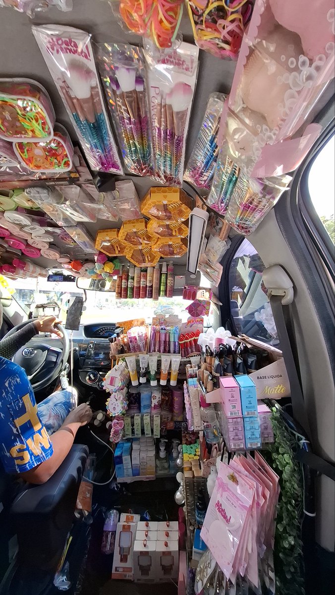 lewisharmilton's tweet image. KKKKKKKKKKKKKKKK ANDEI NO UBER CAMELÔ DE NOVO