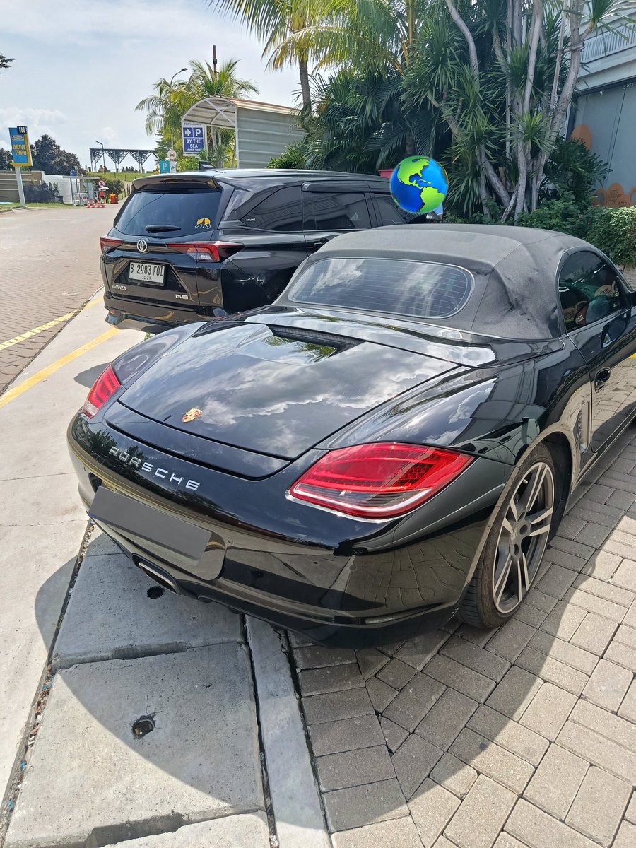 pacarsuyun's tweet photo. car spotting(s) in 2026;

1.  2010 PORSCHE BOXSTER https://t.co/dzYzSiq1UZ