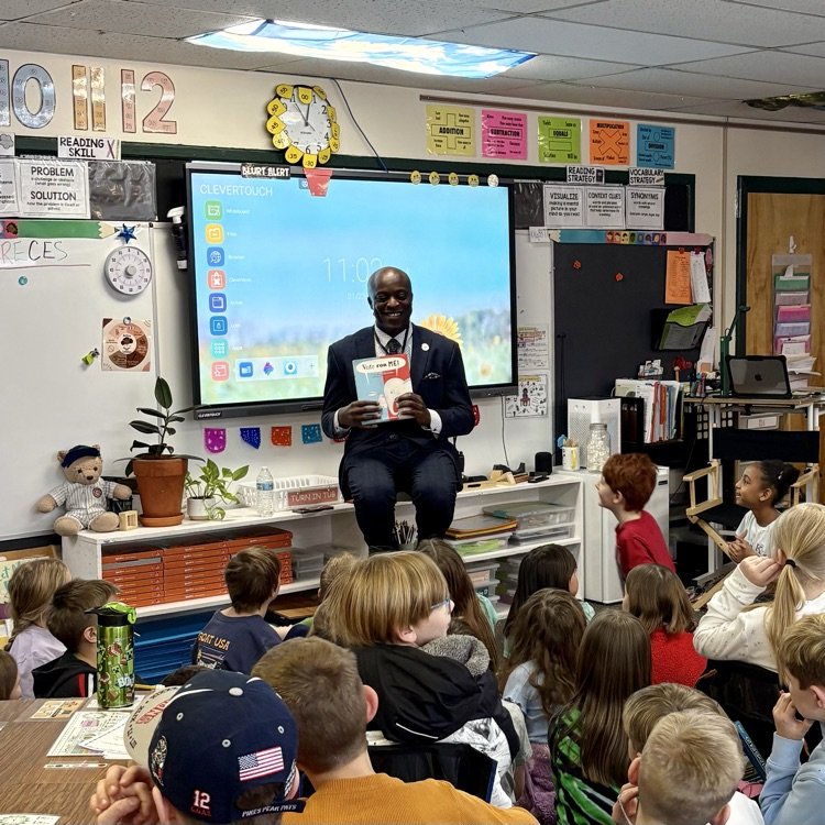 cmsd12's tweet image. 3rd grade Broadmoor Bears welcomed a very special 'mystery reader' this morning... C/S Mayor Yemi Mobolade!!!