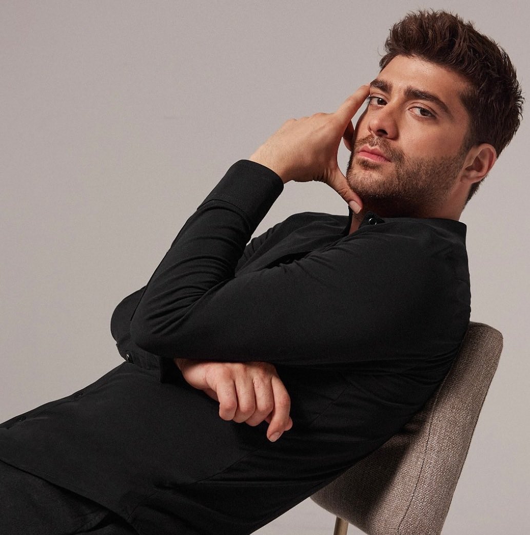 Uyuşturucu testi pozitif çıkan Doğukan Güngör, Kızılcık Şerbeti dizisinden çıkarıldı. 

Güngör'ün bugün çekilen sahneleri çöpe atıldı.

(Birsen Altuntaş)