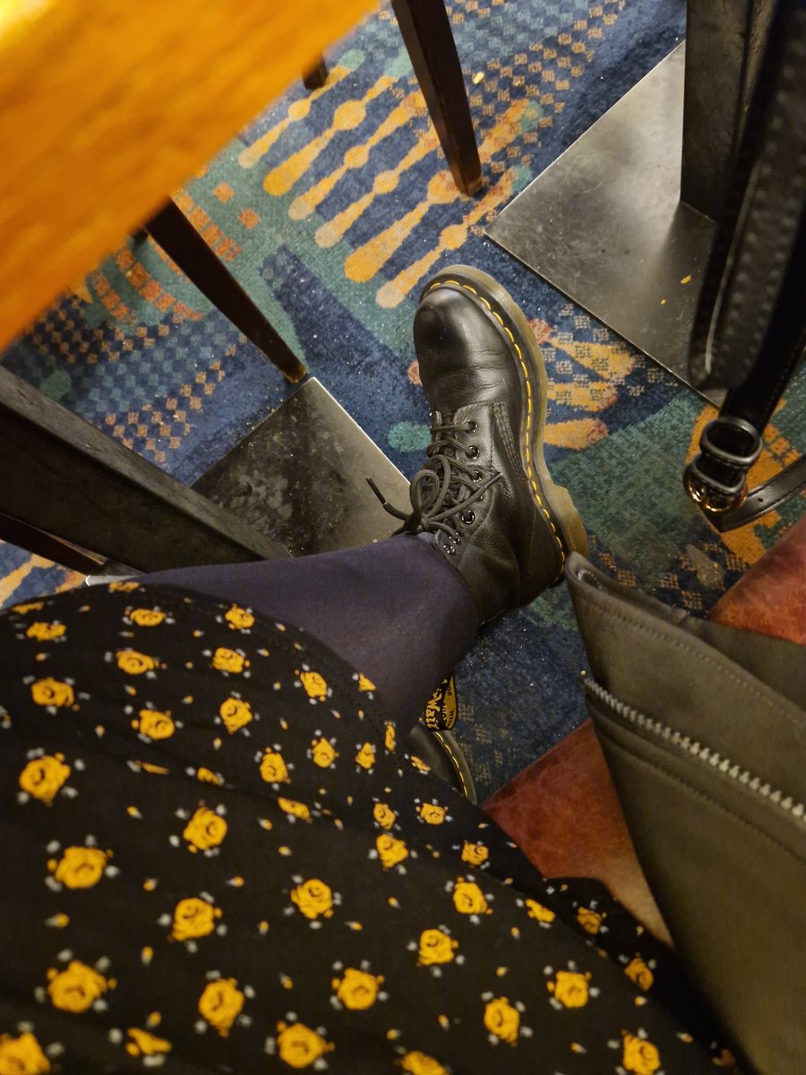 Good match i think today for the airport, shame about the carpet though 😕