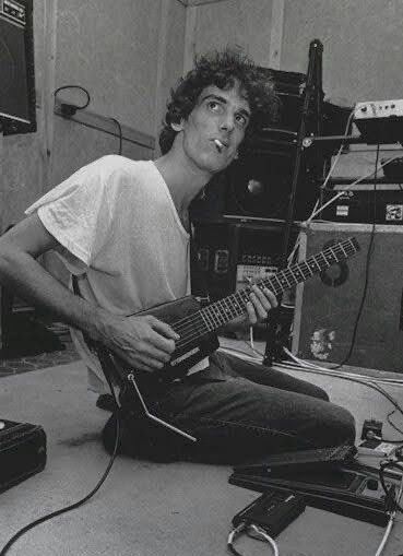 Vertical tweet media