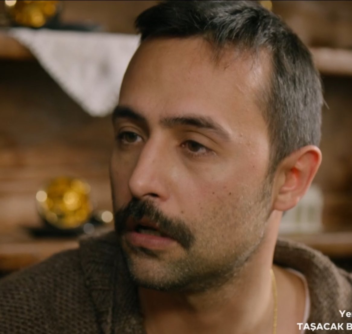 Bu herif midemi bulandırıyo, bırakın Sevcan’ı şu dizide hiçbir kadını bu adamla muhatap olmamalı ya