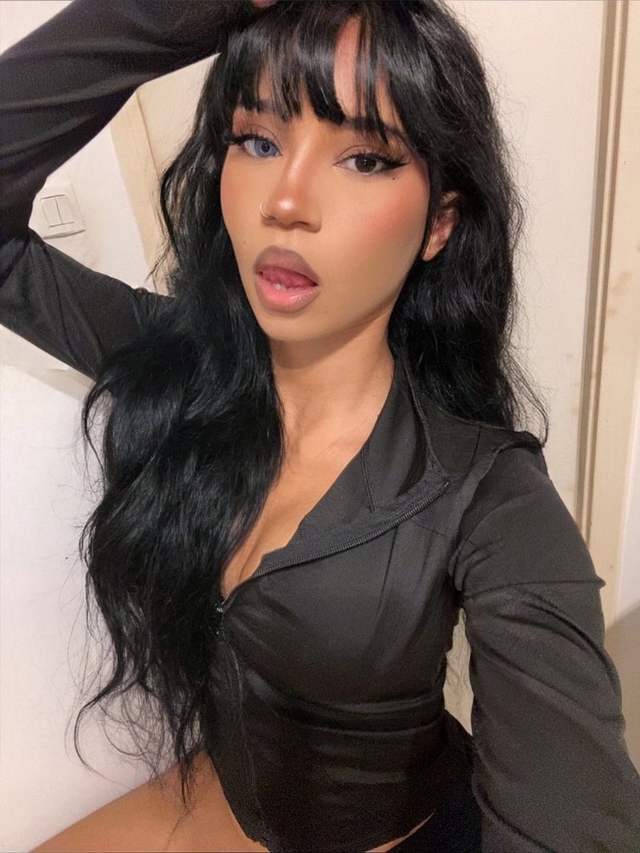 flirtynini's tweet image. Vu qu’on peut plus compter sur vous…