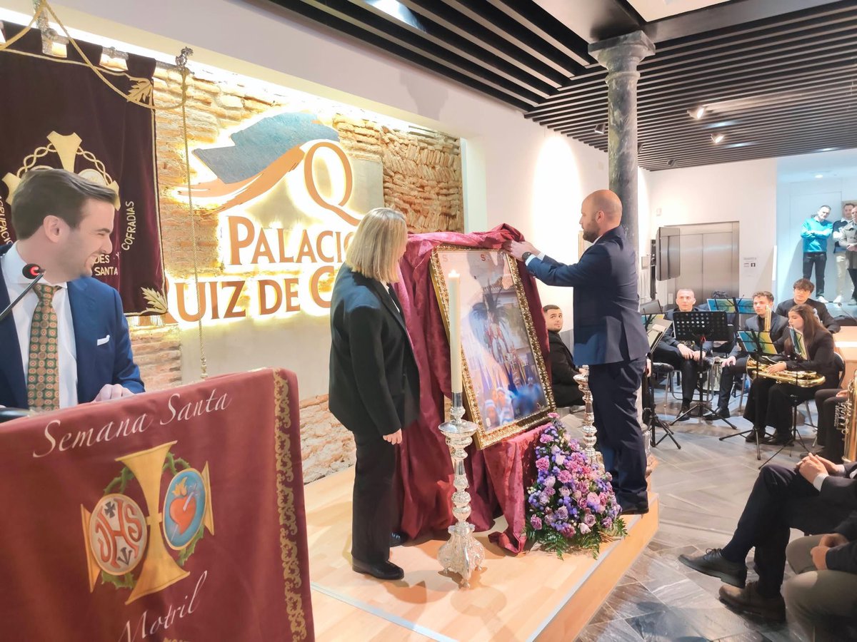 #CartelOficial | El pasado sábado nuestra Hermandad asistía a la Presentación del Cartel de la Semana Santa 2026 realizada por la Agrupación de Hermandades y Cofradías de Semana Santa de Motril.

#SomosHermandad #SoydelaVeraCruz