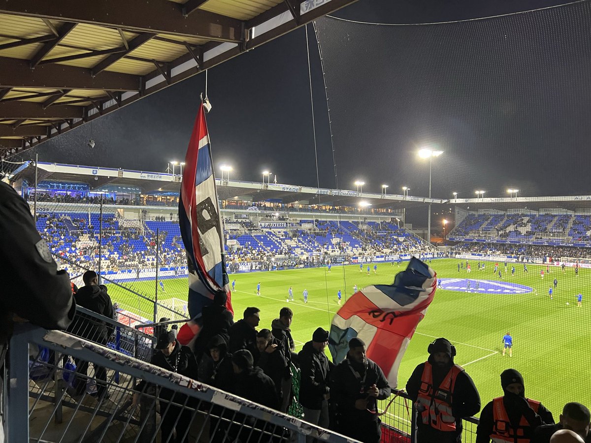 psgestmagic's tweet image. On tour encore et toujours !! #AJAPSG