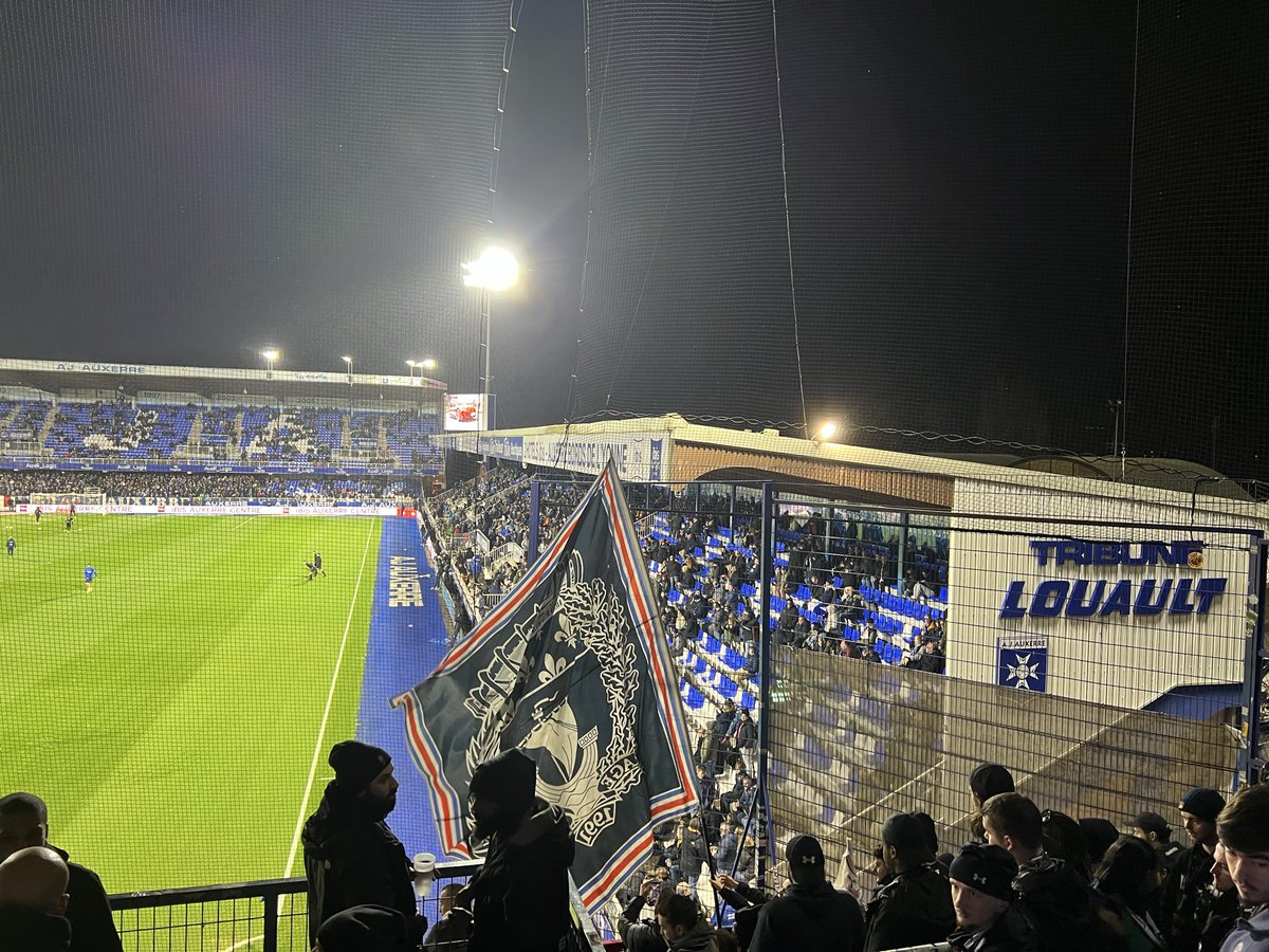 psgestmagic's tweet image. On tour encore et toujours !! #AJAPSG