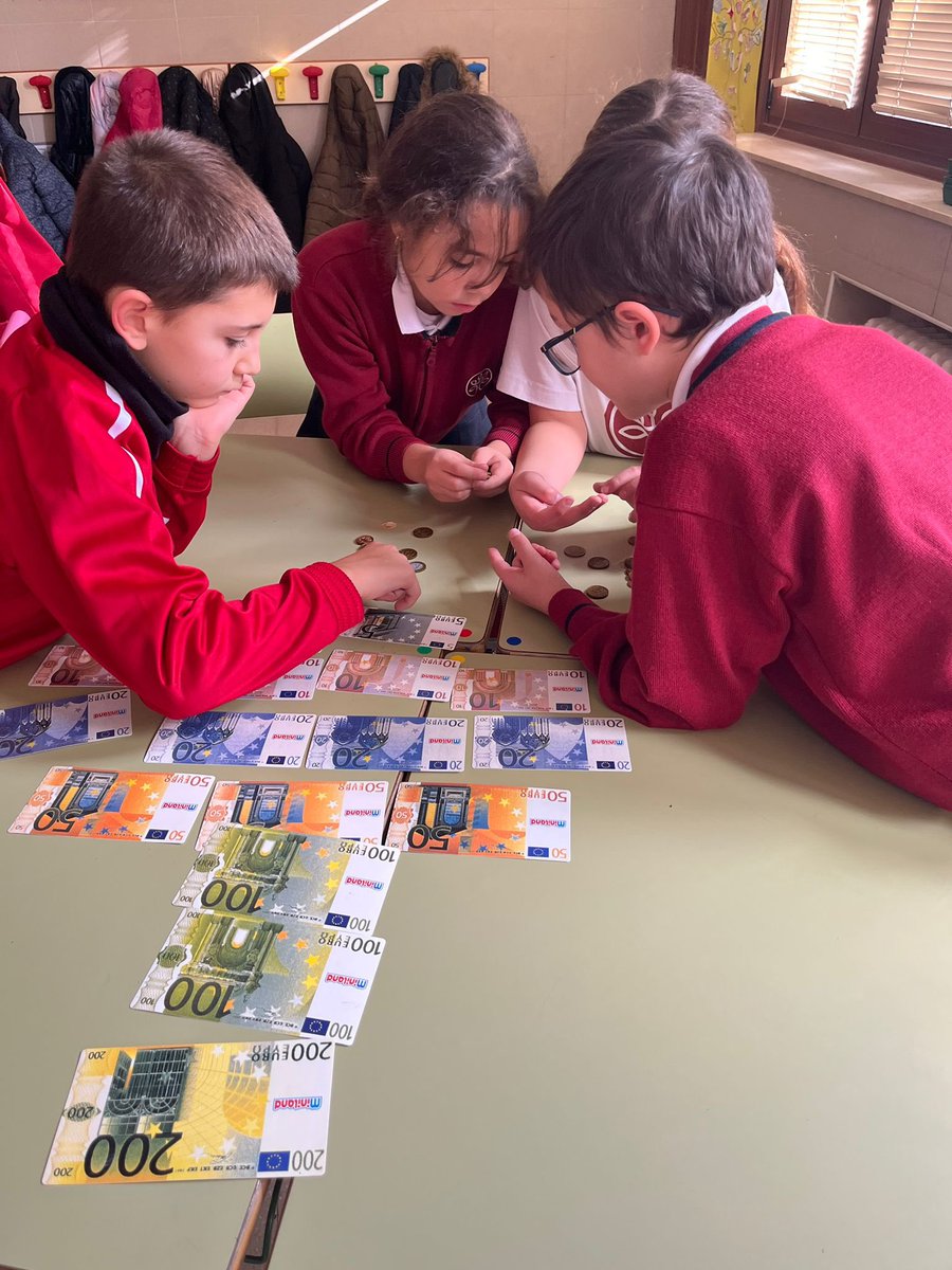 Colegio Virgen Milagrosa tweet media