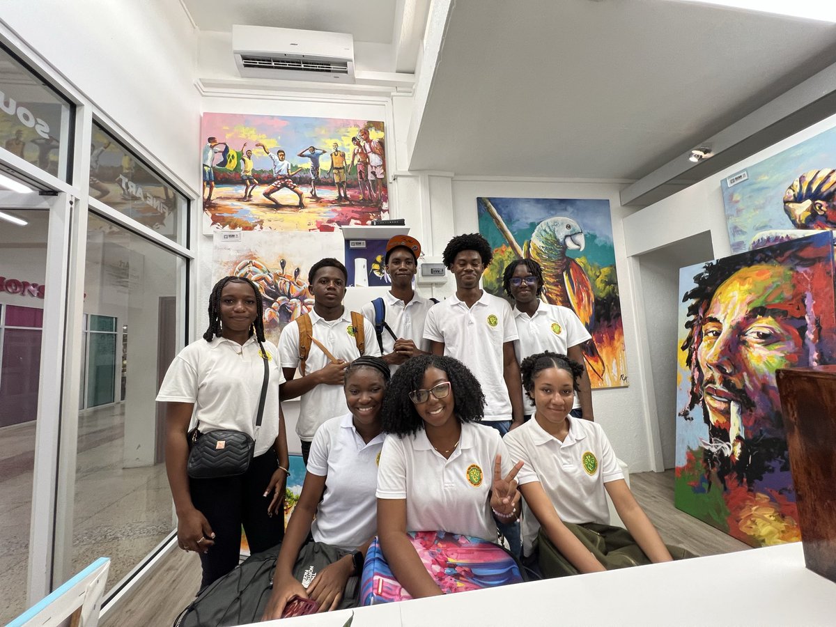 Tropical Realism tweet media