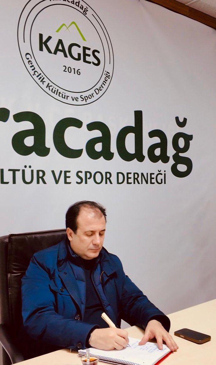 Sn. Mustafa Gülpınar ağabeyimiz…
Her daim dik duruşuyla örnek,
fikirleriyle umut oluyor…
Gençlerin yolunu aydınlatıyor…
#şanlıurfa #gençlik