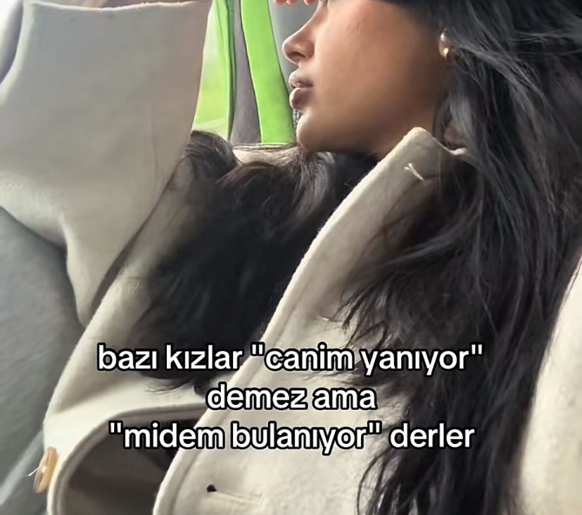 Alya (@alyareckles) on Twitter photo 