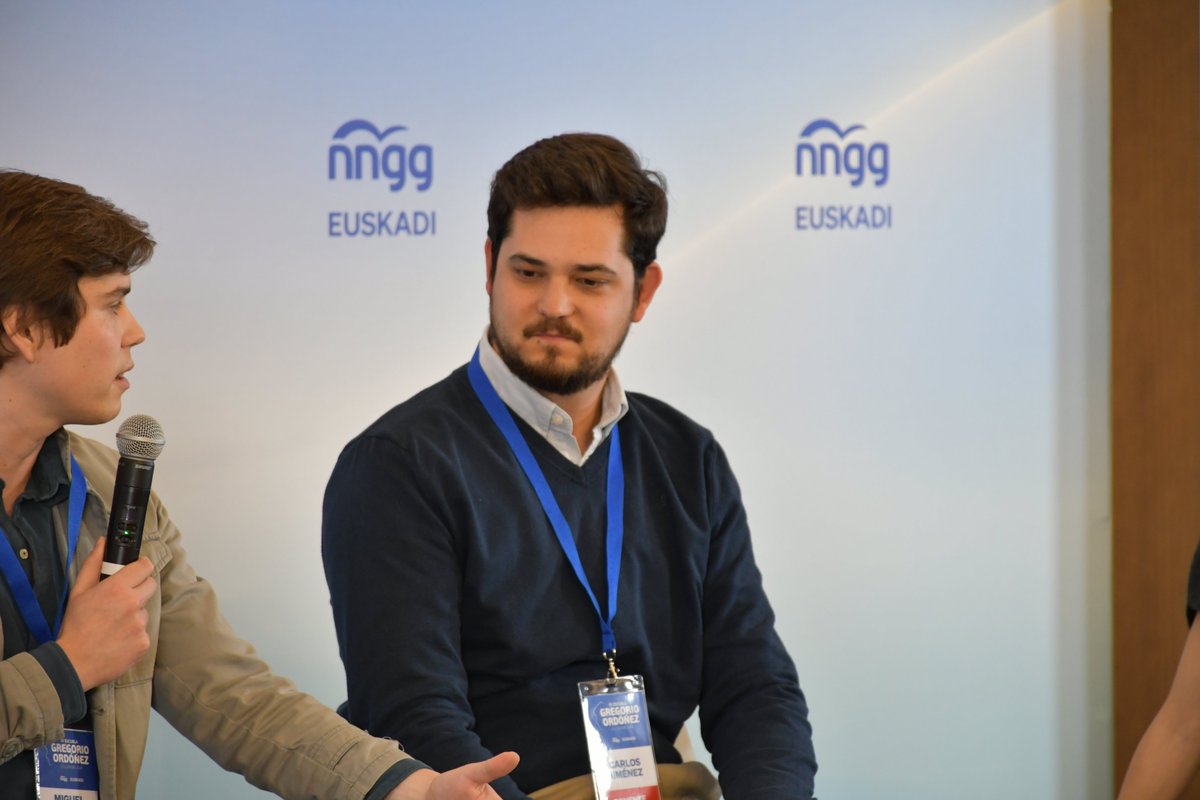 🔵🎙️ <a href="/C_JimenezRuiz/">Carlos Jiménez</a> en la #IVEscuelaGregorioOrdóñez: "Los jóvenes queremos dejar de ser vistos como una papeleta y pasar a ser una prioridad, con soluciones reales a nuestros problemas."

#LaFuerzaImparable | <a href="/nngg_navarra/">Nuevas Generaciones de Navarra</a>