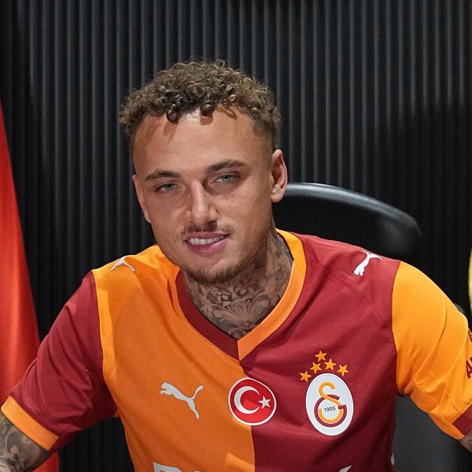 Formayı giyene iğrençlik yükleniyor.