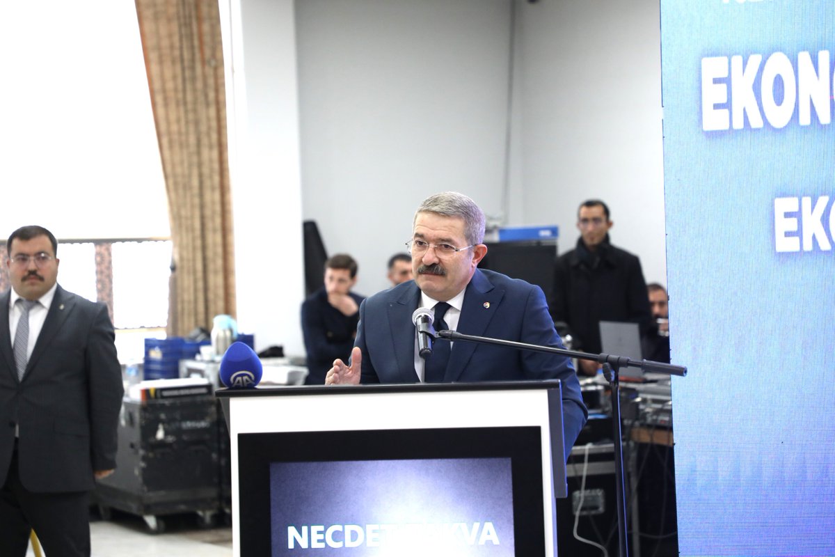 Hazine ve Maliye Bakanlığı, Van Valiliği ve Odamız işbirliğinde; "Ekonomi Buluşmaları Van Programı" düzenlendi.

Toplantıya; Hazine ve Maliye Bakan Yardımcısı Sn. Abdullah Erdem Cantimur, Çalışma ve Sosyal Güvenlik Bakan Yardımcısı Sn. Adnan Ertem, Sanayi ve Teknoloji Bakan