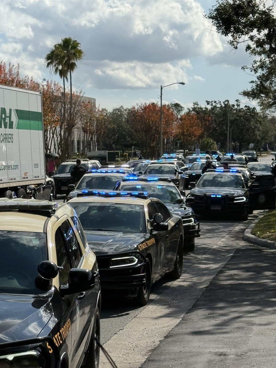 Mike Valente tweet media