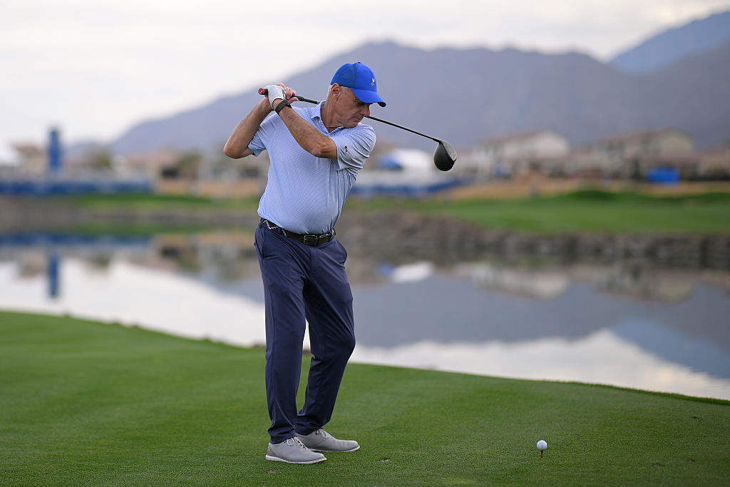 JoshACarpenter's tweet image. Some pretty big-name sports executives playing in the Amex this week. 

Jazz owner Ryan Smith and MLB's Rob Manfred are currently T15, as is former PGAT exec Ed Herlihy. SoFi CEO Anthony Noto is T1. 

WNBA's Cathy Engelbert, locked in CBA negotiations with the players' union, is