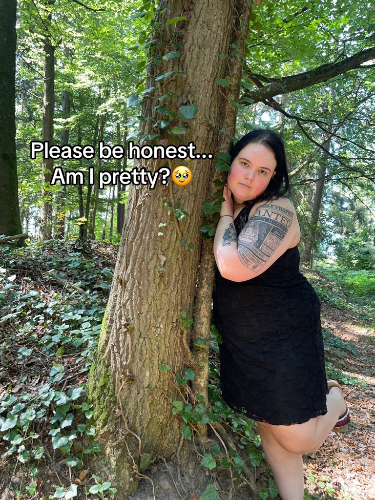 xorubyparker's tweet photo. Please be honest
#redthoughts #honestly #single #relationships #foryoupage https://t.co/OqG21AHGvB