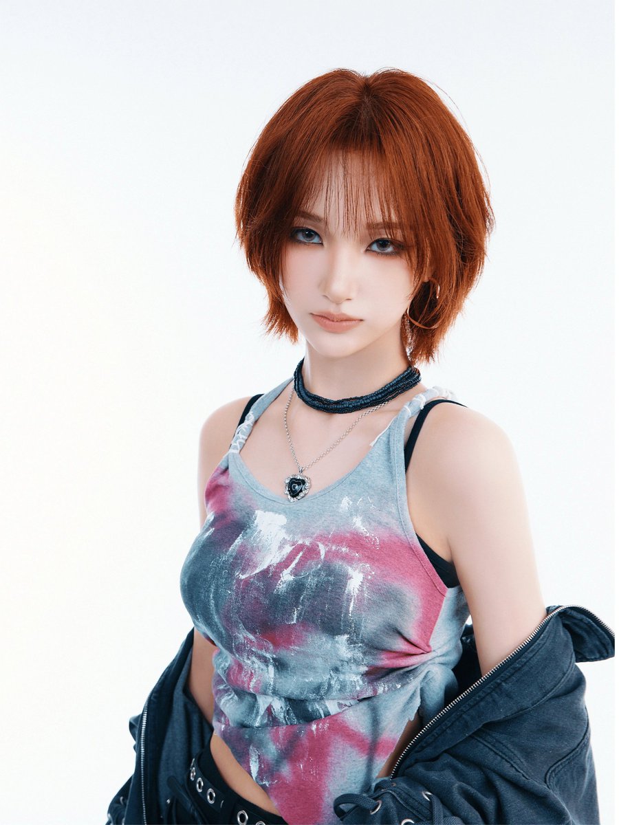 ifeye's Sasha will be going on hiatus to rest and recover from psychological fatigue.

She will be unable to participate in the 2025 CHOREO AWARDS, their Taiwanese in-person fansign events and their 1st FAN-CON in Taipei.