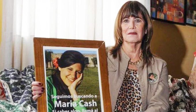 María Cash está desaparecida desde el 8/7/2011, en el noroeste argentino, Salta - Jujuy. El papá murió buscándola, y pidió que nunca se deje de compartir su imagen. Su mamá pide ayuda para encontrarla. 
No dejemos nunca de compartirlo🙏❤️ 

#Salta  #Jujuy #Argentina