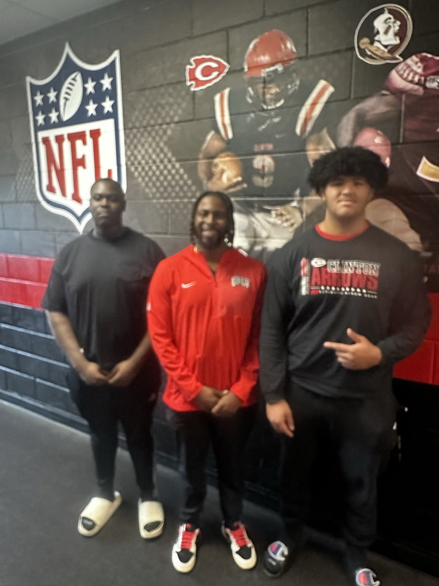 Clinton Arrow Football tweet media