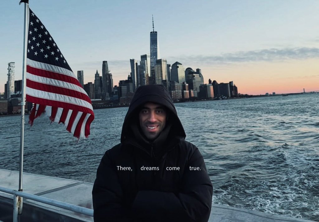 Encrypted2Mind's tweet image. اضحك مع العالم وانا ضايق البال
امدح لهم حالي وانا خاطري شين
#NewProfilePic