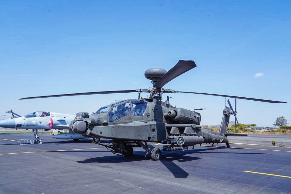 NatnaelMekonne7's tweet photo. ሰማዩ የእኛ ነው‼️ 

AH-64 Apache attack helicopter https://t.co/OxXXLB4ron