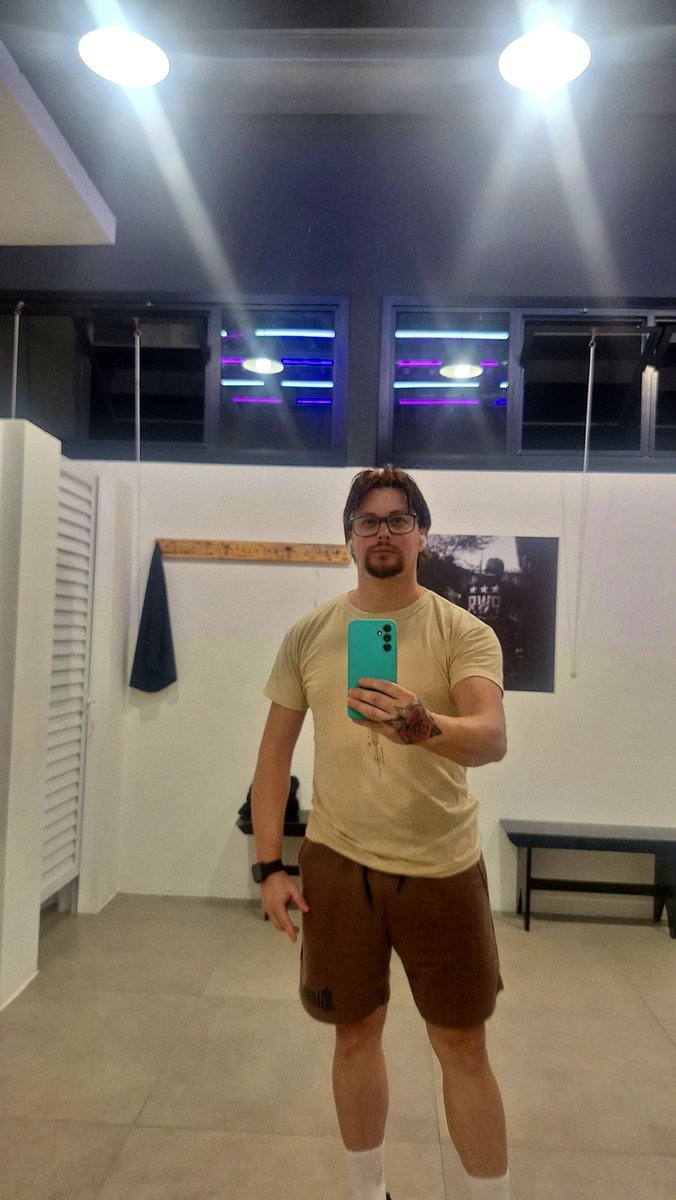 jevermachado's tweet photo. A malhação  faz bem ao coração... https://t.co/Q4cha06DL3