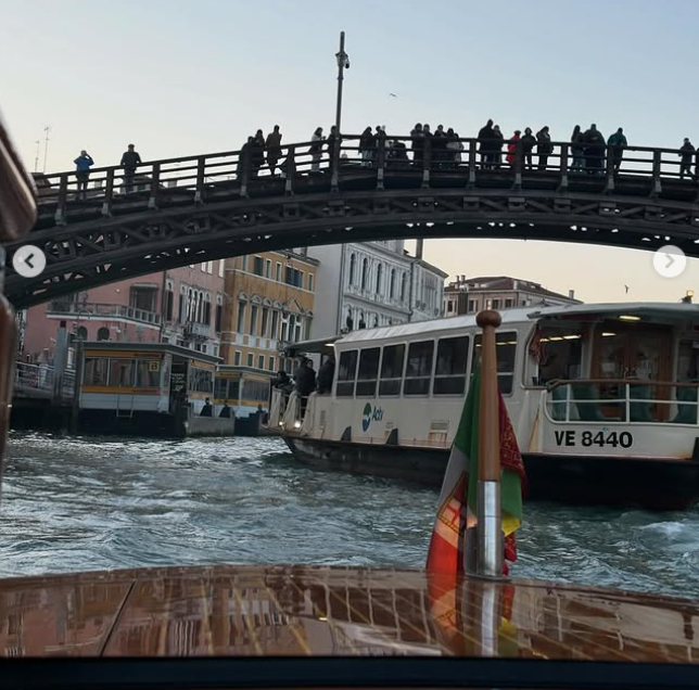 260123 IG y_s.seo
🖇️instagram.com/p/DT2h2VTkxE9/…

The Eiffel Tower but buy car! 😆😂
The Triumphal Arch 🇫🇷

Junho's 1st Time in Italy! 💪🐧💛
Bolonia's Church 🇮🇹
Venice's Berluti 🇮🇹instagram.com/p/DT2h2VTkxE9/… 

#이준호 #LeeJunho #준호 #Junho #イジュノ #Berluti #O3Collective #O3CLTV #FW26