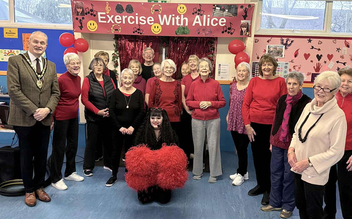 Fantastic morning. What a huge honour to have the Mayor of Hillingdon come along to see the class today. We were all thrilled ! <a href="/HillingdonMayor/">Mayor of Hillingdon</a>