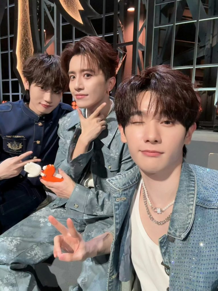 ʕ•̫͡•ʔ𝑁𝑒𝑝𝑡𝑢𝑛𝑒 シft.สู้ชีวิต♡◝✩⡱ tweet media