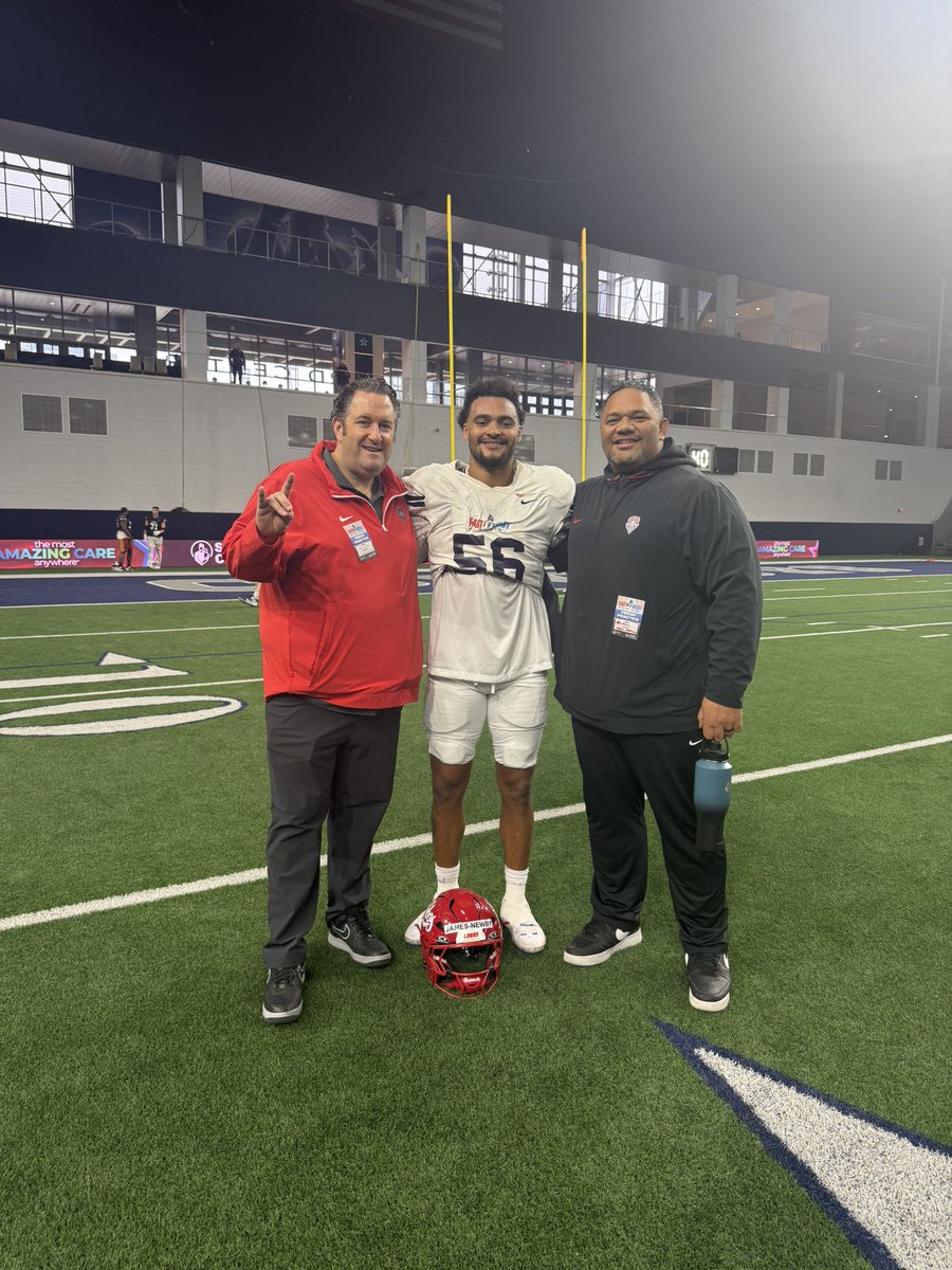 LoniFangupo's tweet photo. The Lobos 🐺 are out here in Dallas to support our very own Keyshawn James-Newby as he pursue his NFL dreams at the East West Shrine Bowl.
@UNMLoboFB @Coach_Eck https://t.co/vC0tmMUpt8